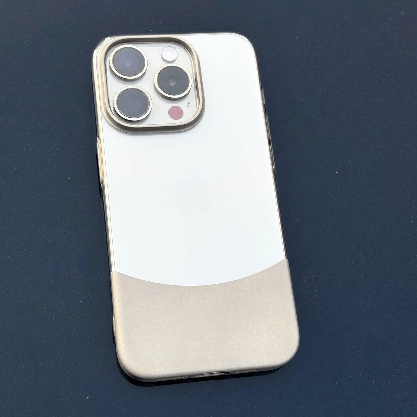 Dual Shade Phonecase - Natural Titanium